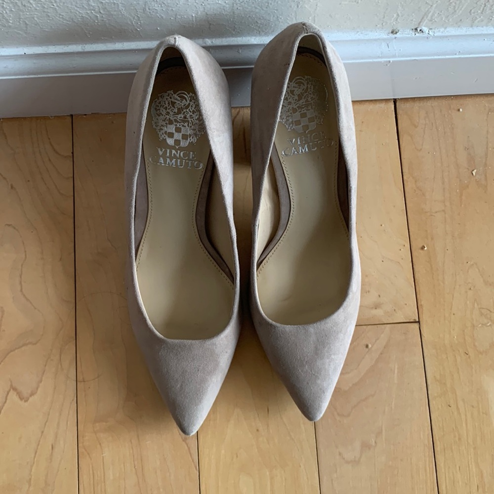 Beige/Nude Vince Camuto block heels